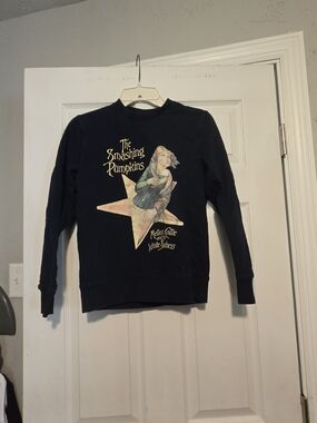Black Graphic Crewneck Sweater